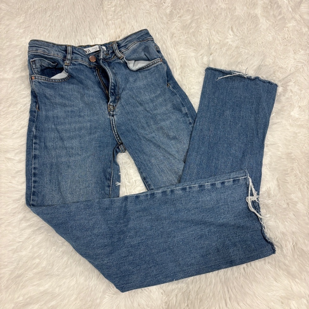 ZARA raw hem woman’s denim jeans Size 4